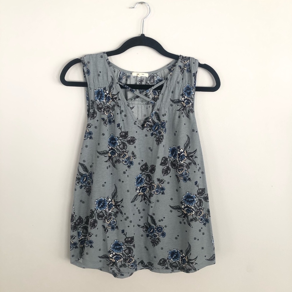 MAURICES Floral Top | Medium